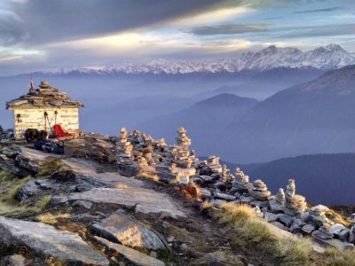 CHOPTA TUNGNATH Discover the Enchanting Beauty of Chopta Tungnath: A Himalayan GemCHOPTA TUNGNATH